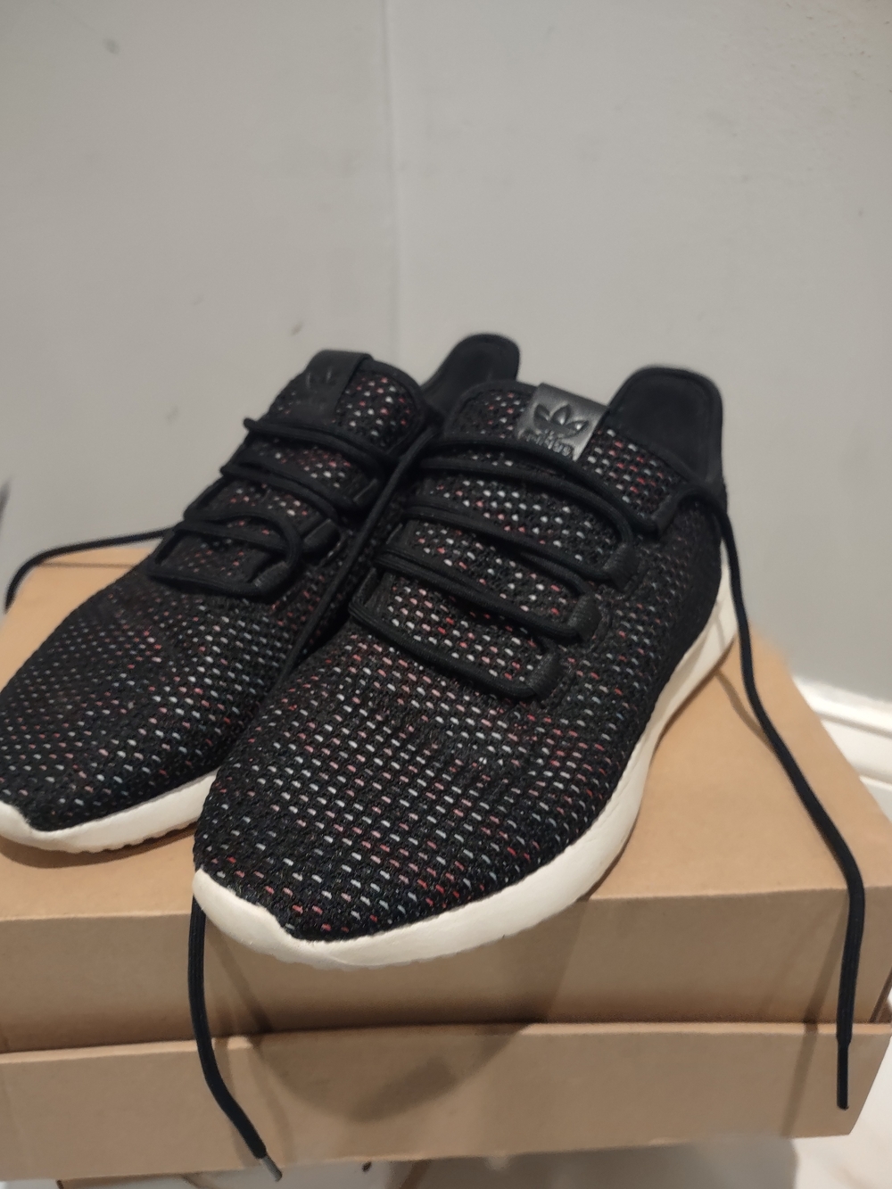 adidas Women's Black Knit Athletic Sneakers with Multicolor Speckle Size 8.5